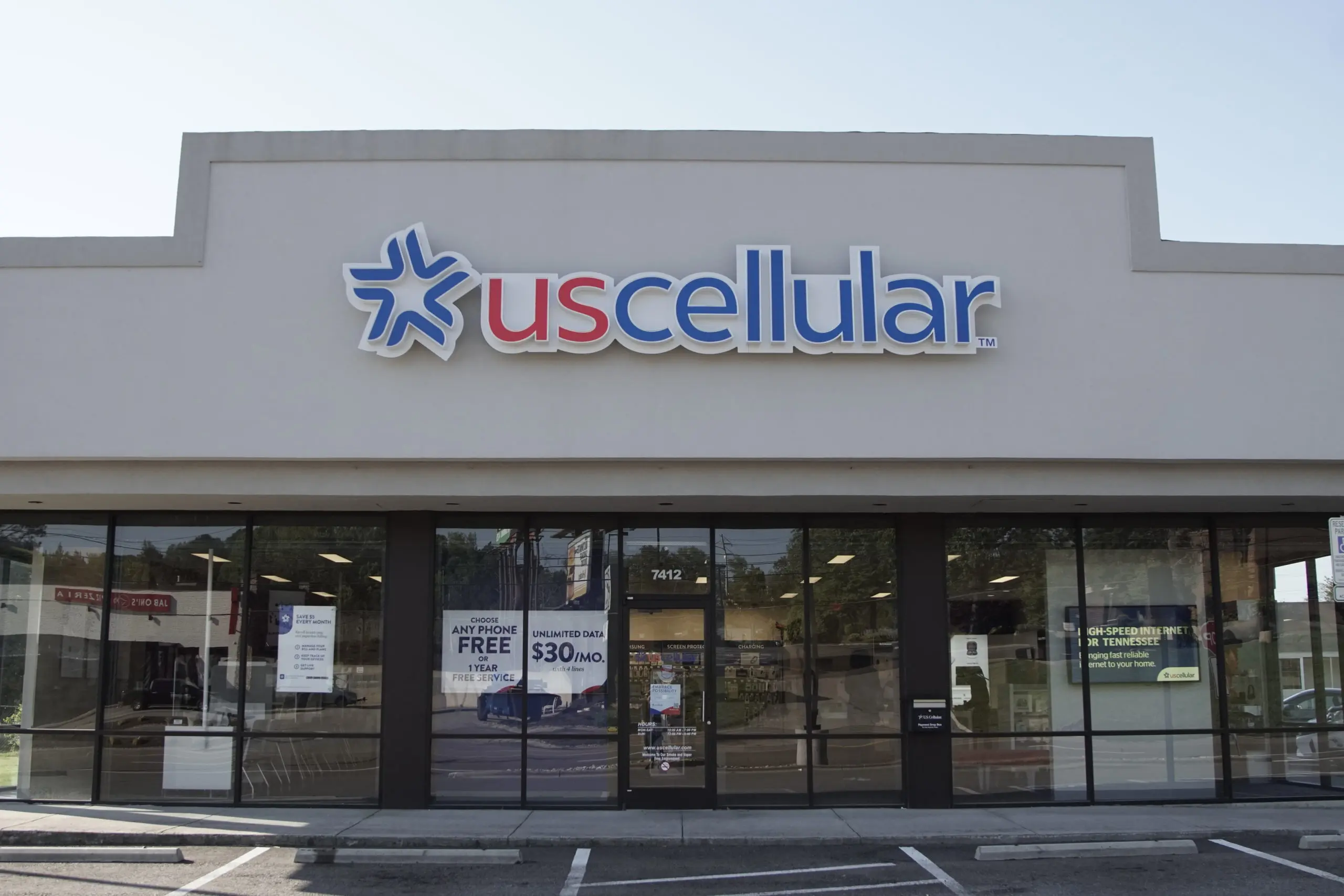 US cellular store front
